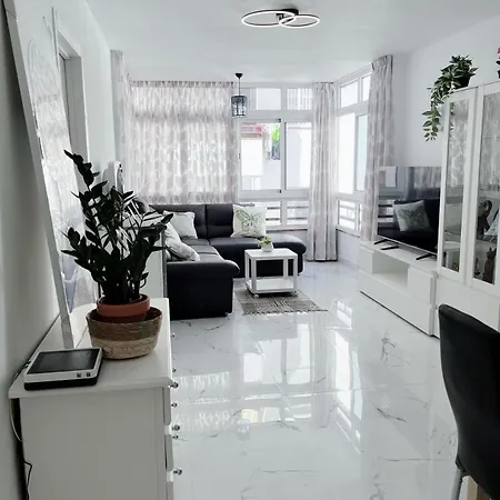 San Eugenio * 阿德耶